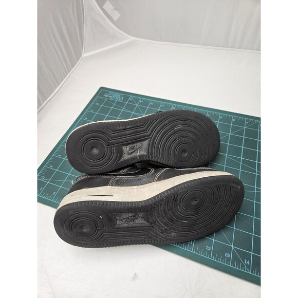 Nike Air Force 1 Low '07 LV8 World Champ Black Purple Size 4Y Youth - Picture 10 of 12